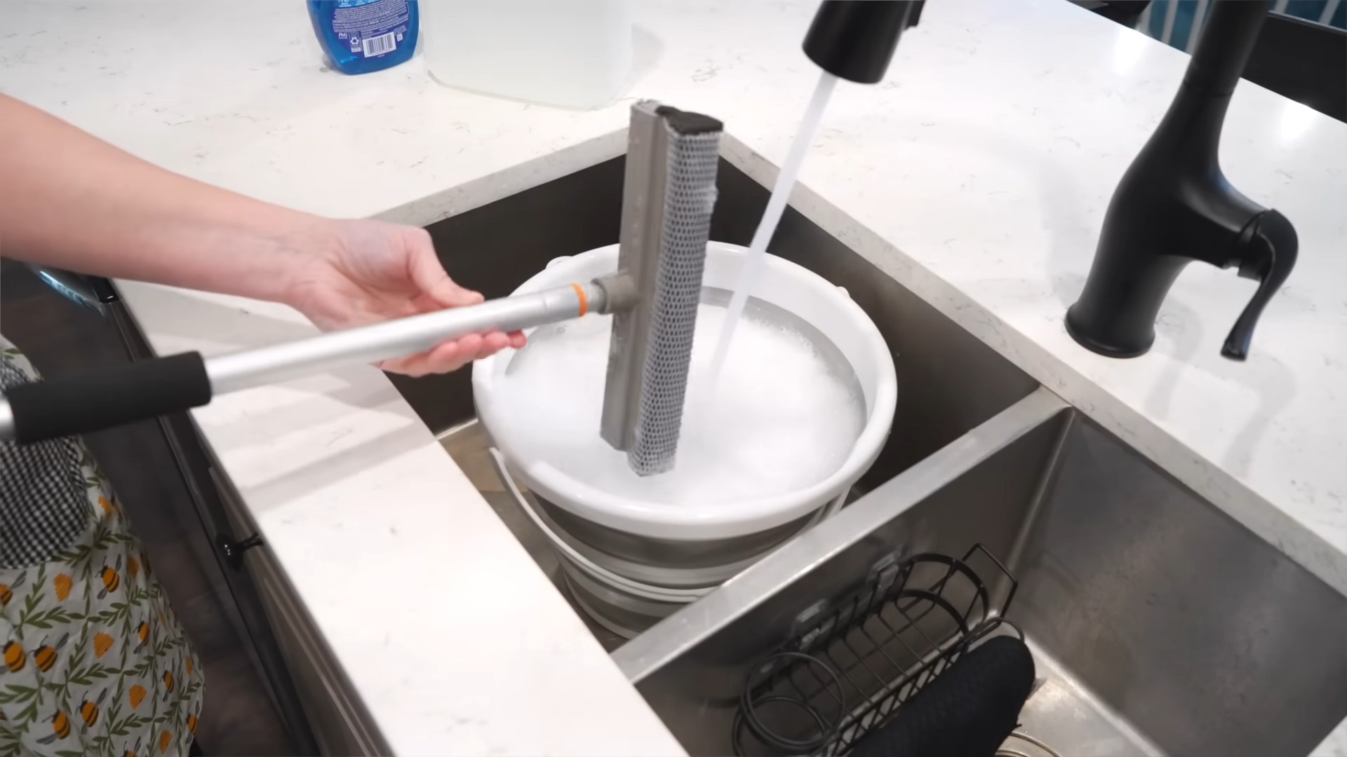 DIY streak free glass cleaner