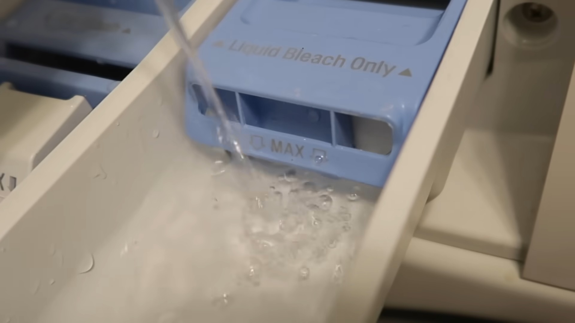 Cleaning with vinegar tips