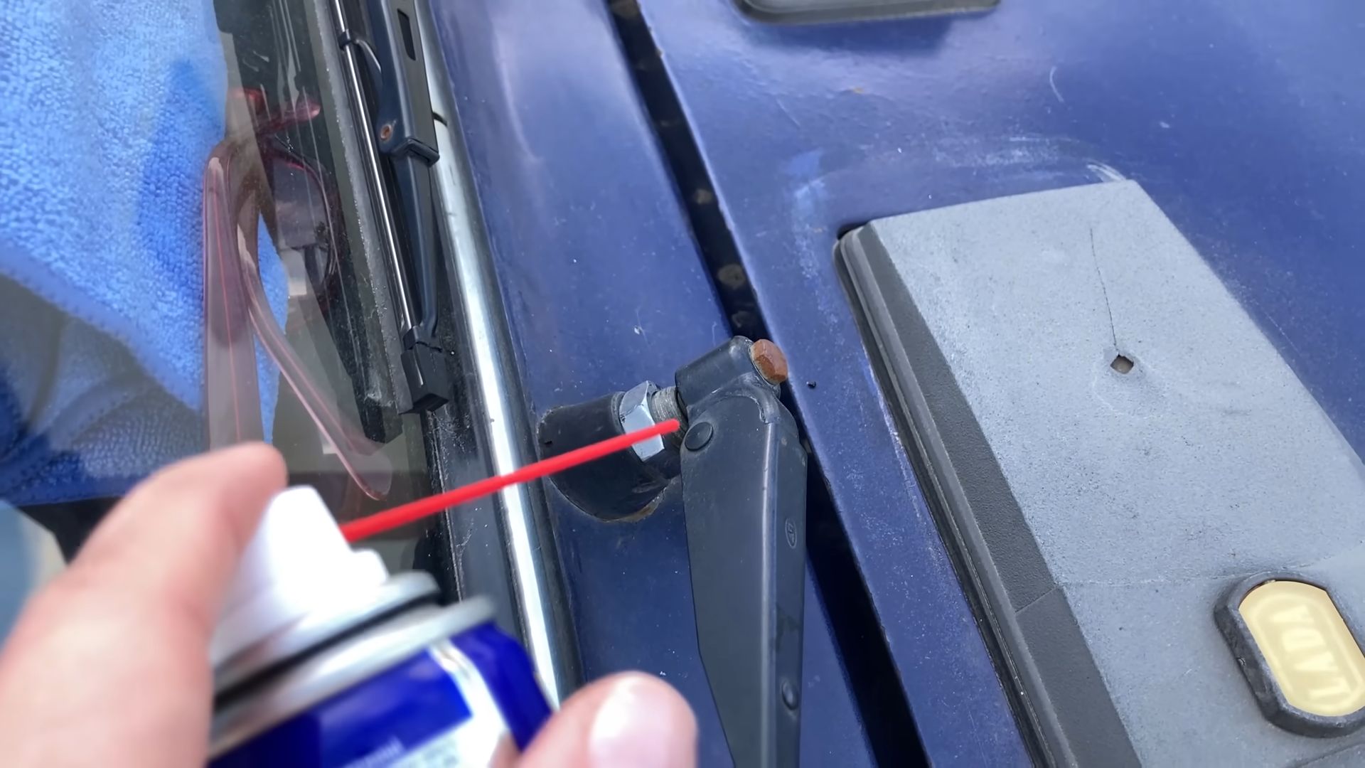 WD40 car maintenance hacks